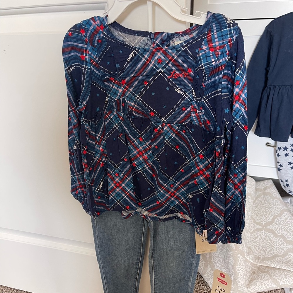 Levi’s toddler outfit